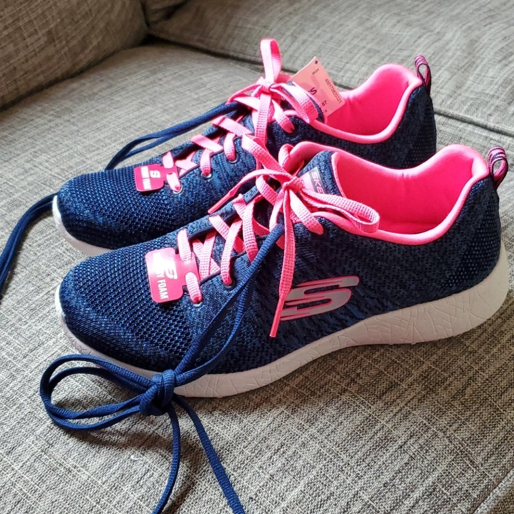 SKECHERS SKECH-KNIT sports shoes